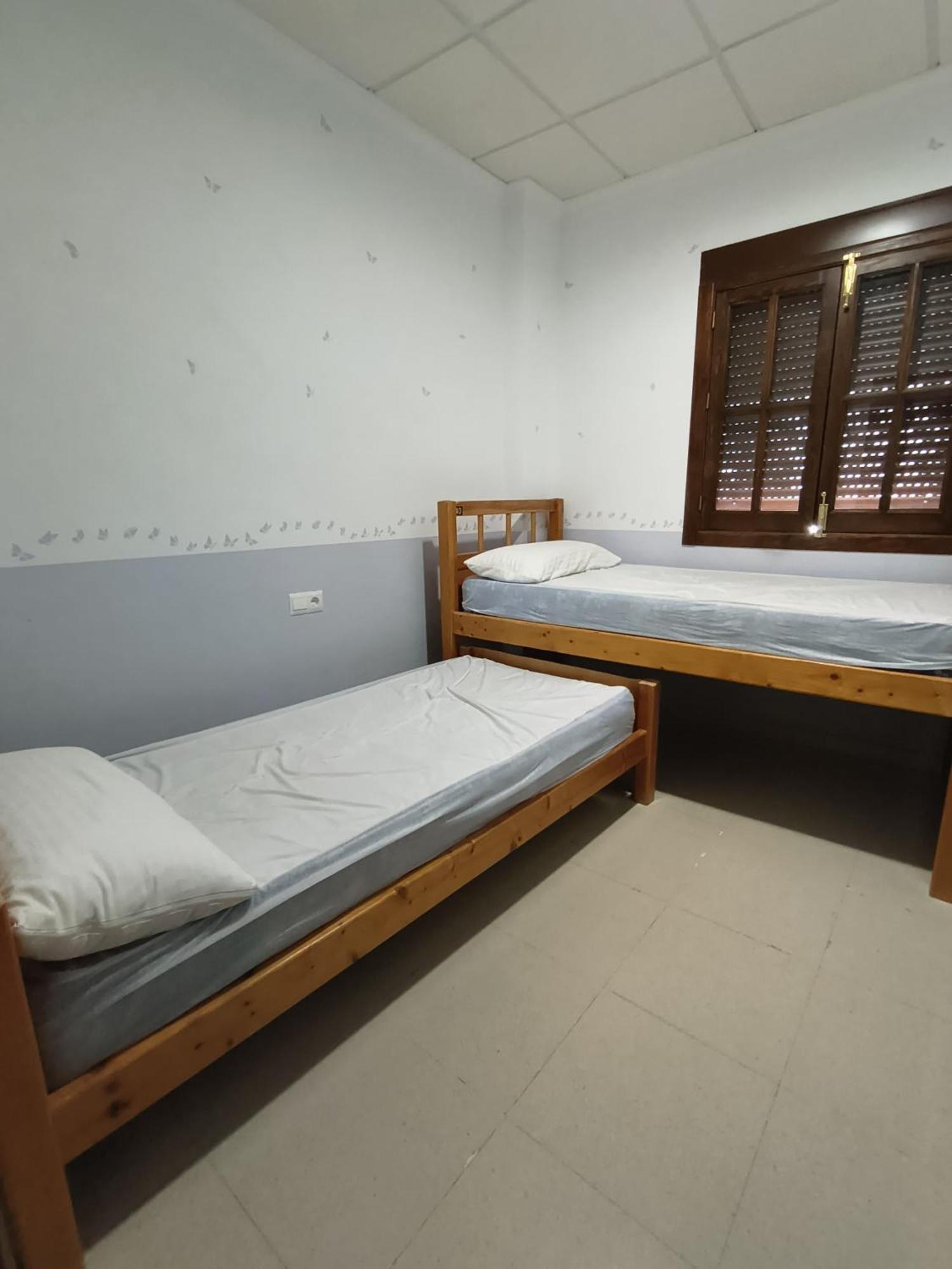Albergue Las Moreras Монестерио Экстерьер фото