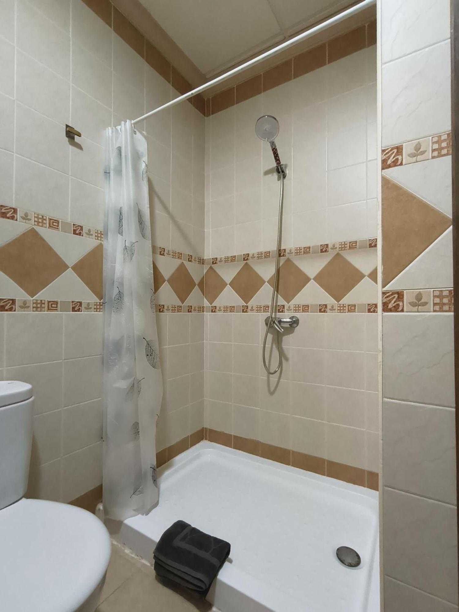 Albergue Las Moreras Монестерио Экстерьер фото